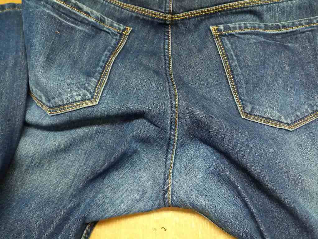 Штопка джинсів Штопка джинсів